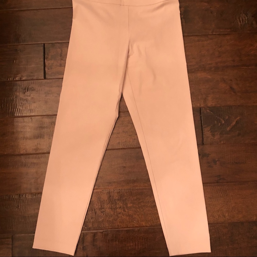 Avenue Montaigne Pale 💗 Pink Stretchy Pants - Size 6️⃣